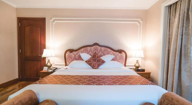 Двухместный номер Deluxe Hotel Grand Saigon