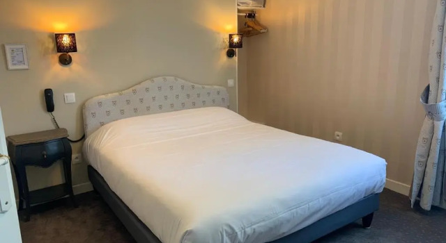 Двухместный номер Comfort Logis Hôtel Auberge du Port des Roches
