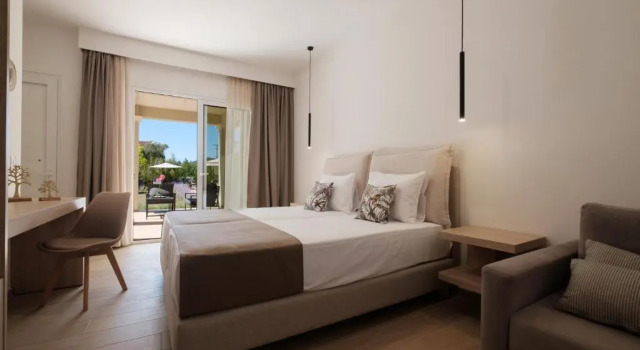 Номер Deluxe TEREZAS HOTEL