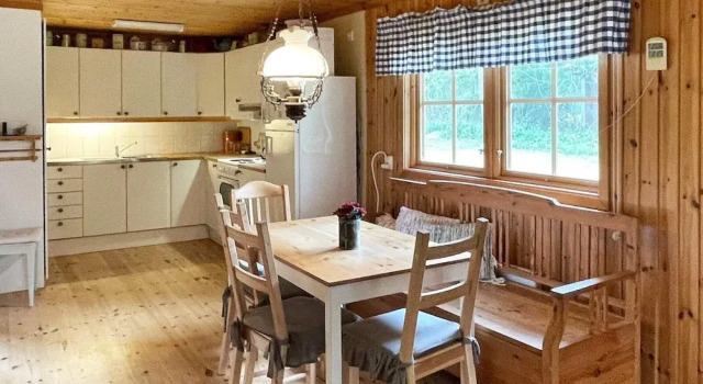 5 Person Holiday Home in Borgholm, Varaa Lomakoti Mökit kohteessa Småland, Mökki