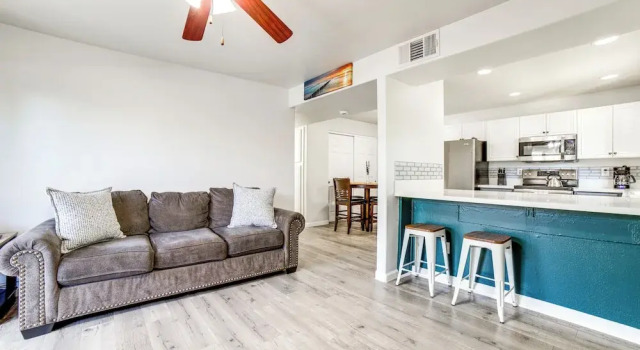 Апартаменты 3 Mi to Dtwn: Gated Condo w/ Patio in Reno!