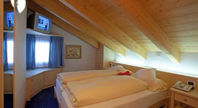 Hotel "La Suisse"