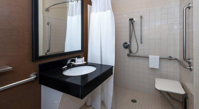 Четырёхместный номер Standard Fairfield Inn & Suites by Marriott Jacksonville