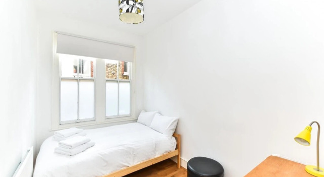 NEW Gorgeous 4 Bedroom Flat Muswell Hill Broadway, Забронировать Отель Отели Англии 3 звезды, 3*