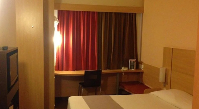ibis Lins, Забронировать Отель Линс штат Сан-Паулу