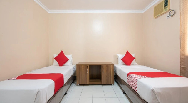 OYO 239 Tayuman Commercial Center, Prenota Hotel Manila 