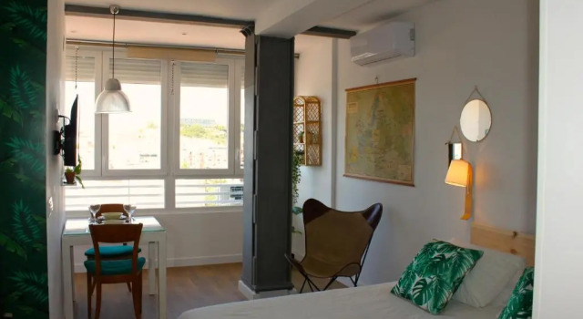 Nice Studio in Alicante City Centre, Забронировать Отель Аликанте Памплона, рядом с Central Market of Alicante