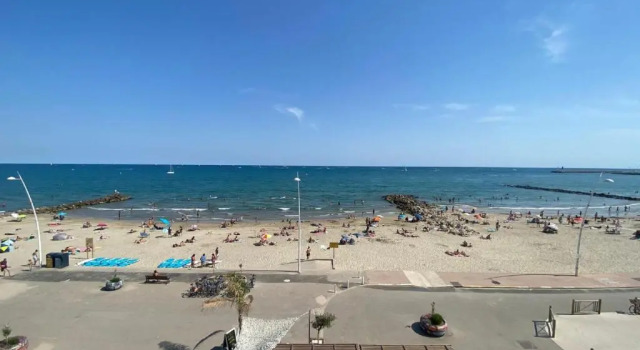 Апартаменты Le DREAM BEACH-TERRASSE-VUE MER D'Exception-WIFI-PARKING - CoHôteConciergerie