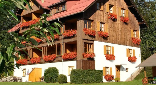 Ferienwohnung Kühny Reute, Varaa Hotelli Hotellit Baijeri pysäköinnillä, Pysäköinti