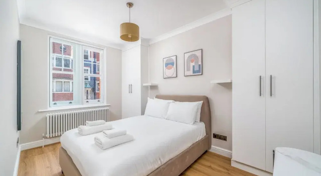 Апартаменты Brand new flats next to Oxford Street