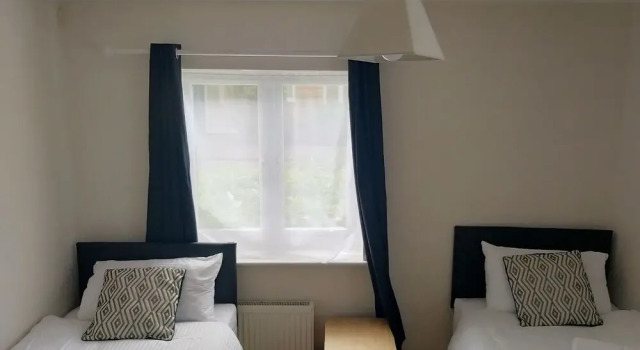 Watford Metro Apartment, Book Lejlighed Hoteller i Watford med pool, Swimmingpool