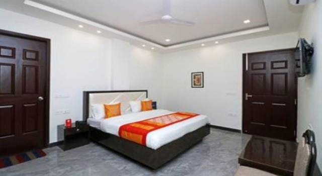 Oyo 9977 Jagat Residency, Rezervovat Hotel Rājpur Uttarakhand