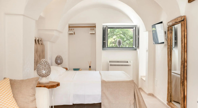 La Torre di Monsignore 12 2, Book Hotel Hotels in Fasano Area with a Pool, Swimming Pool