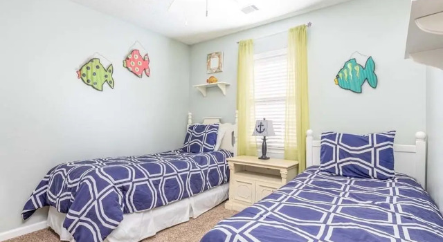 Beach Song by Tybee Vacation Rentals, Boek Vakantiehuis Hotels in Georgia met parkeren, Parkeren
