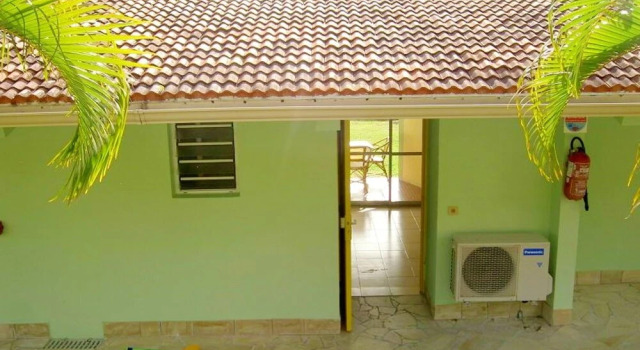 Studio in Sainte-anne, With Wonderful sea View, Enclosed Garden and Wifi