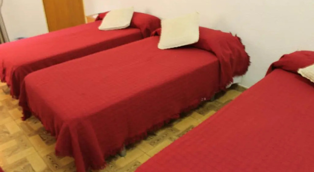 Трёхместный номер Standard Hostal Xucar