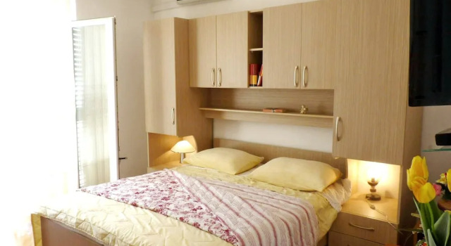 Apartments and Room Marin