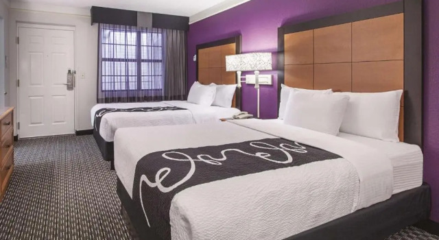 Четырёхместный номер Standard La Quinta Inn by Wyndham San Marcos