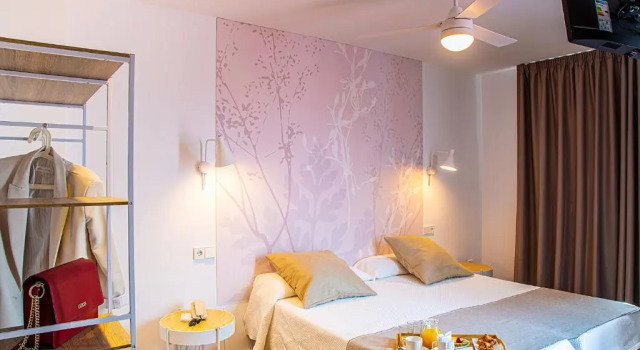 Двухместный номер Standard с балконом Hotel BH Internacional