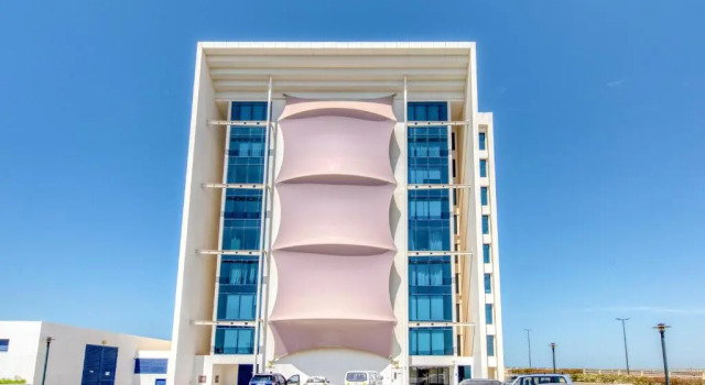 RH- Lagoon Apartments in Ras Al Khaimah, Sunny 3BR near public beach