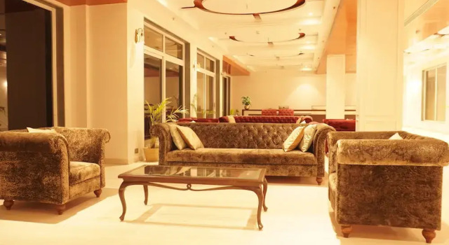 Astra Resort and Caffe, Забронировать Курортный отель Отели штата Химачал-Прадеш с завтраком, Завтраки