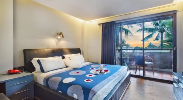 Четырёхместные апартаменты с 2 комнатами Sejuk Suites