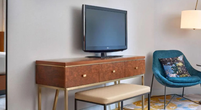 Четырёхместный номер Standard Metropolitan Hotel Vancouver