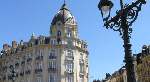 Hôtel Carlton Lille, Забронировать Отель Отели Лилля с завтраком, рядом с Торговый центр Euralille, Завтраки