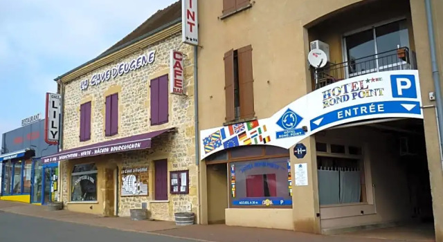 Hôtel Rond Point, Boek Hotel Hotels in Franche-Comte met ontbijt, Ontbijt