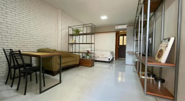 Loft amplo, apenas 6km do Morro do Careca! (G)