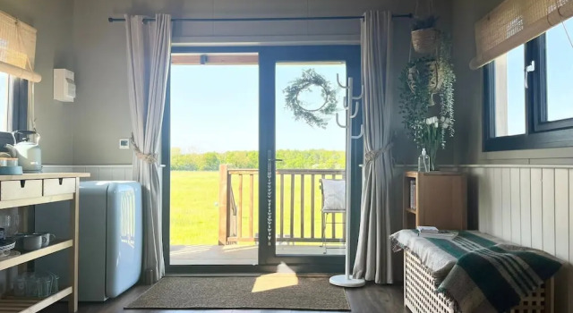 1br-sleeps2-field View-parking-cabin Experience, Prenota Casa vacanze Hepscott Northumberland