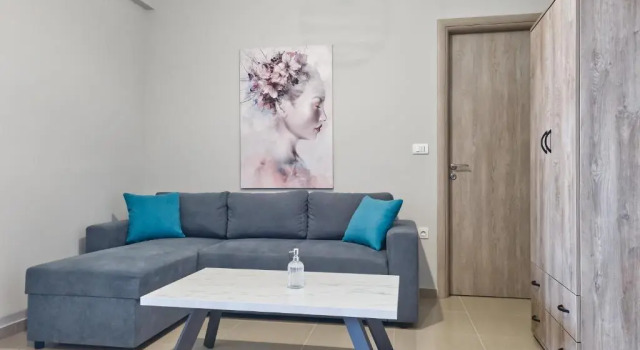 Epipleon Luxury Suites -106- Δωμάτιο 40τμ με βεράντα 45τμ μπροστά στην θάλασσα, Buchen Sie Ferienwohnung Apartments in Platanitis, Ferienwohnung