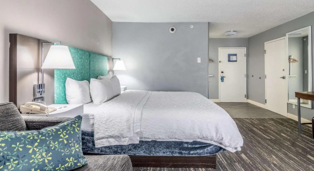 Двухместный номер Standard Hampton Inn Youngstown-North