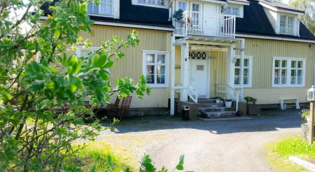 Villa Rauhasalo, Book Villa Nokia Western Finland