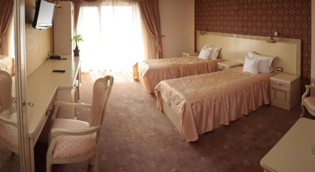 Двухместный номер Superior с балконом Hotel Majestic