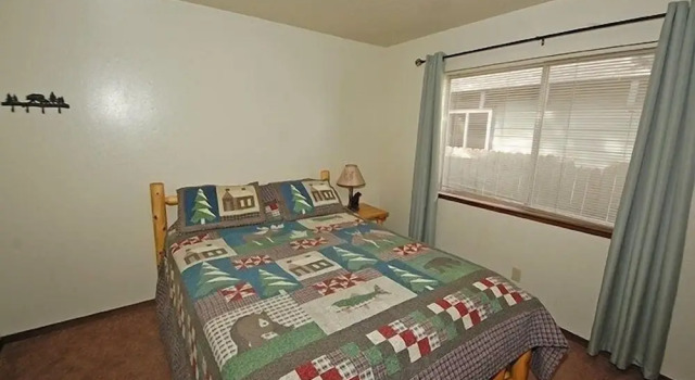 1987 Cherokee St. 3 Bedroom Home by RedAwning
