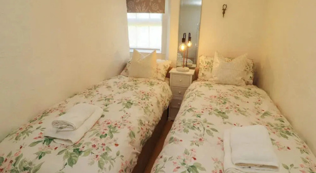 Meadow Cottage, Book Feriehus Hoteller i Cumbria med parkering, Parkering