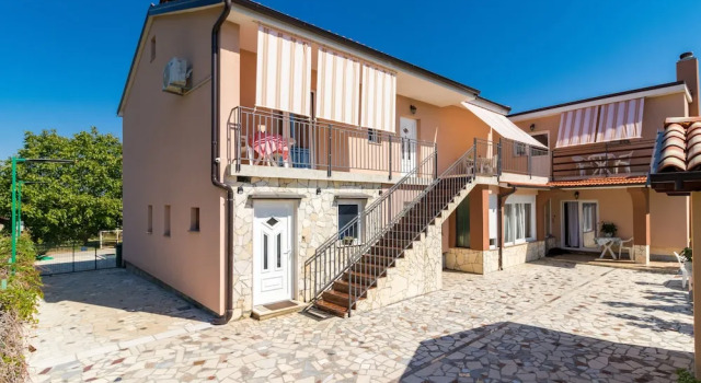Apartments Kendel