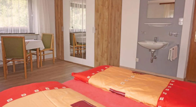 Haselwanter 19740, Prenota Hotel Hotel a Tobadill con parcheggio, Parcheggio