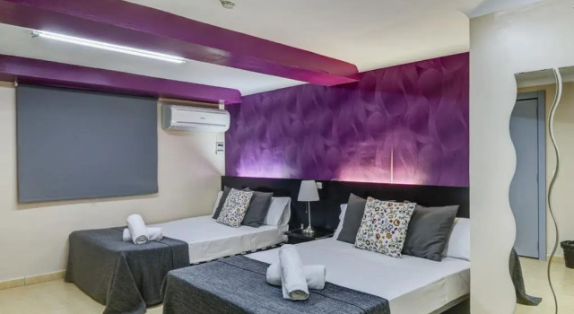 Четырёхместный номер Sun & Moon Hostel