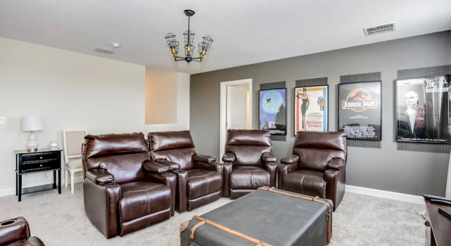 Contemporary Home w/ Private Pool& Spa!