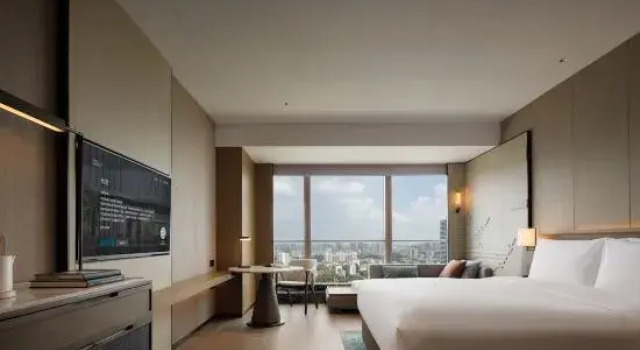 Номер Executive Changsha Marriott Hotel West