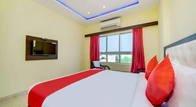 Oyo 40720 Hotel Srs Regency, Rezervovat Hotel Hotely v Andhra Pradesh s parkováním, Parkování