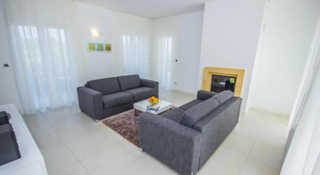 Вилла с 3 комнатами Villa Relax