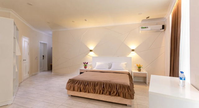 Люкс Отель Tantana Hotel