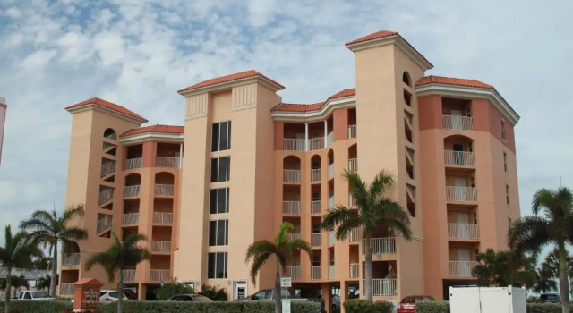Surf Beach Treasure Island Resort