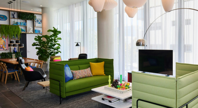 citizenM Miami South Beach, Забронировать Отель Отели Майами-Бич 4 звезды, рядом с Miami Beach Latin Chamber of Commerce, 4*