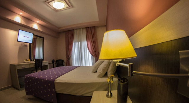 Номер Standard с балконом Perinthos Hotel