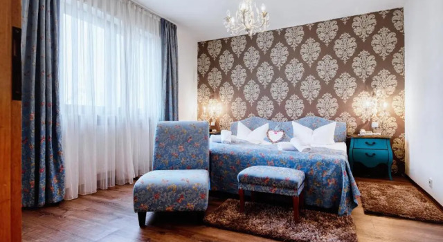 Полулюкс Hotel-Restaurant Central am Königshof