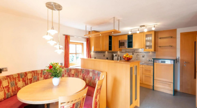 Chalet in Saalfelden near Ski Slopes, Забронировать Шале Виллы Лыжного цирка Заальбах-Хинтерглемм-Леоганг-Фибербрунн, Вилла